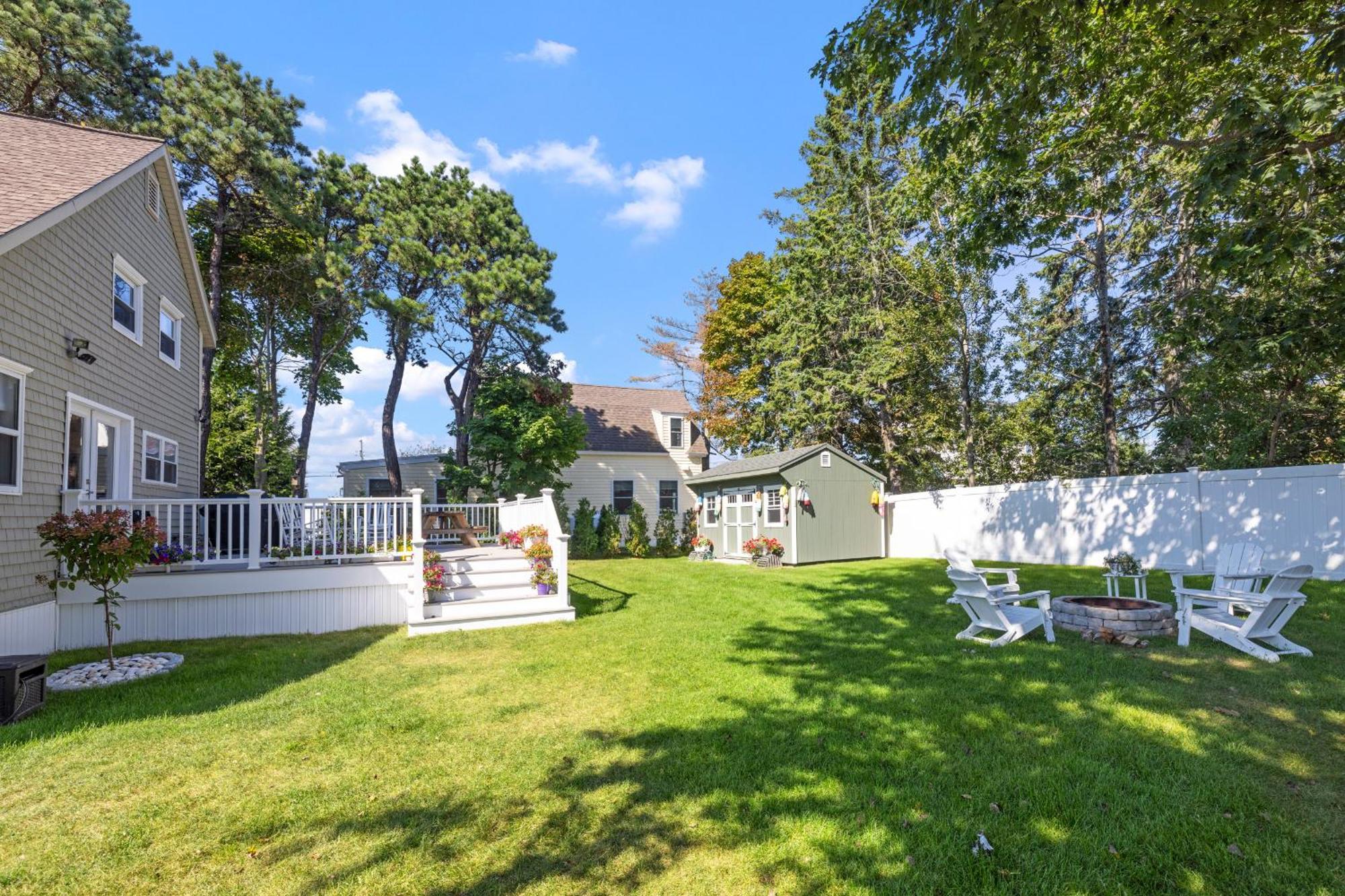 Pine Point Beach House With Deck, Fire Pit & Porch 斯卡伯勒 外观 照片